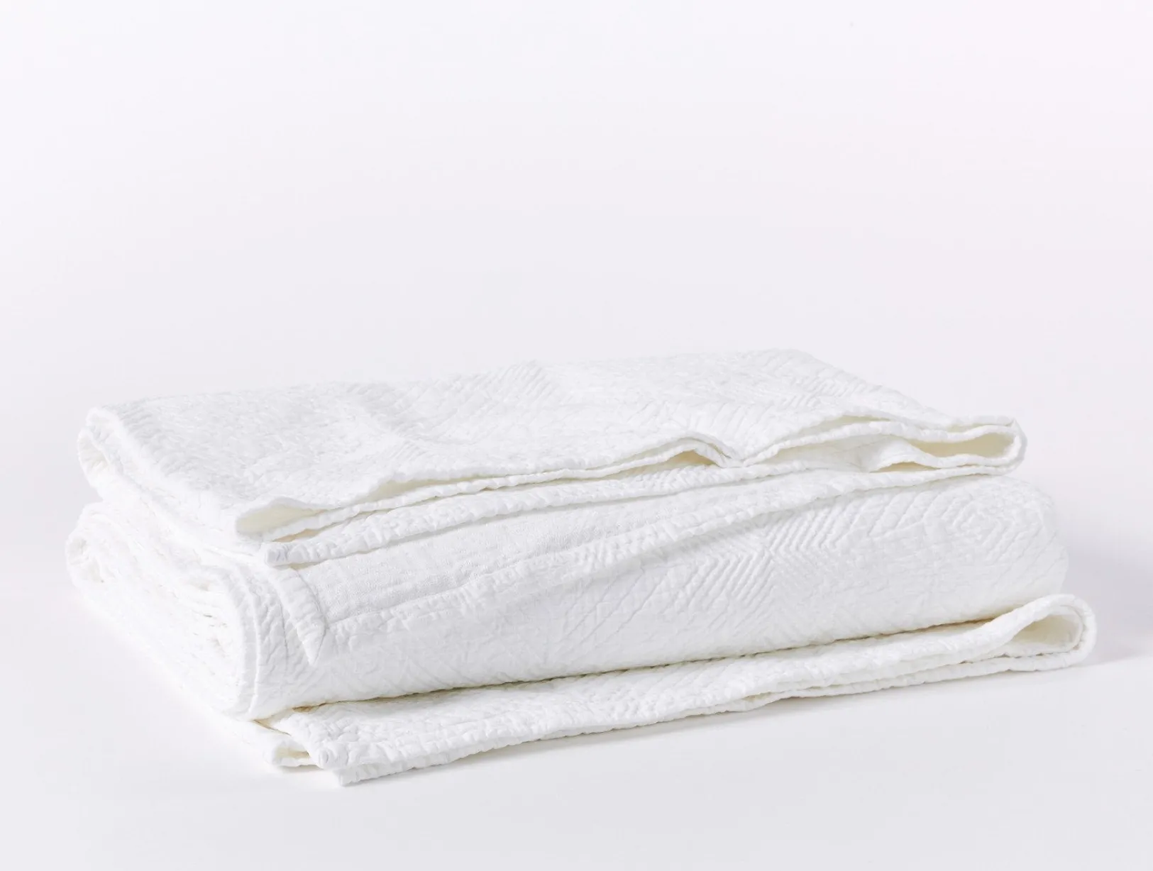 Sale Coyuchi Avila Organic Matelasse Blanket