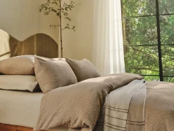 Clearance Coyuchi Capitola Organic Duvet Cover