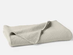 Hot Coyuchi Cascade Organic Matelasse Blanket