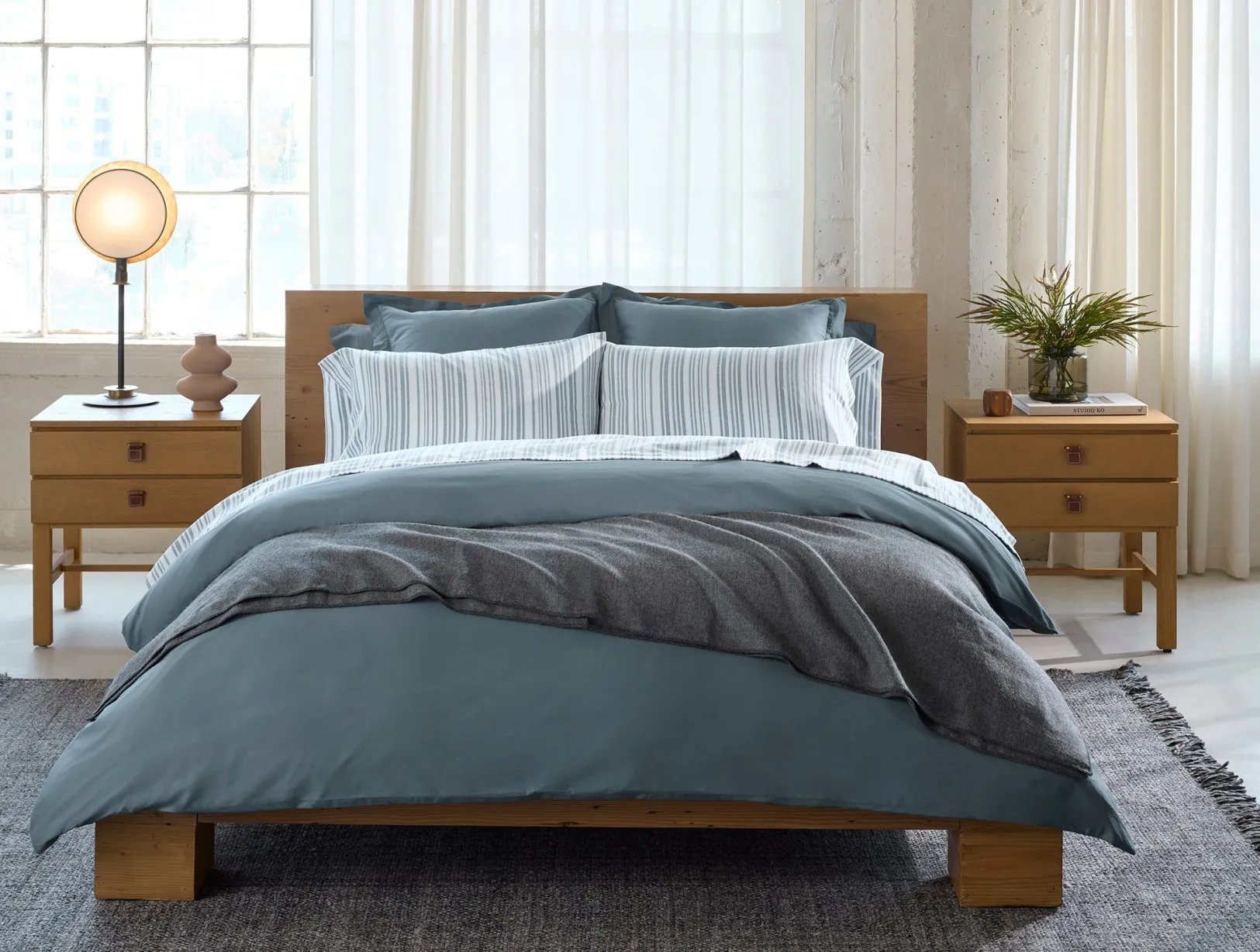 Sale Coyuchi Cloud Soft Organic Sateen Minimalist Bed Bundle
