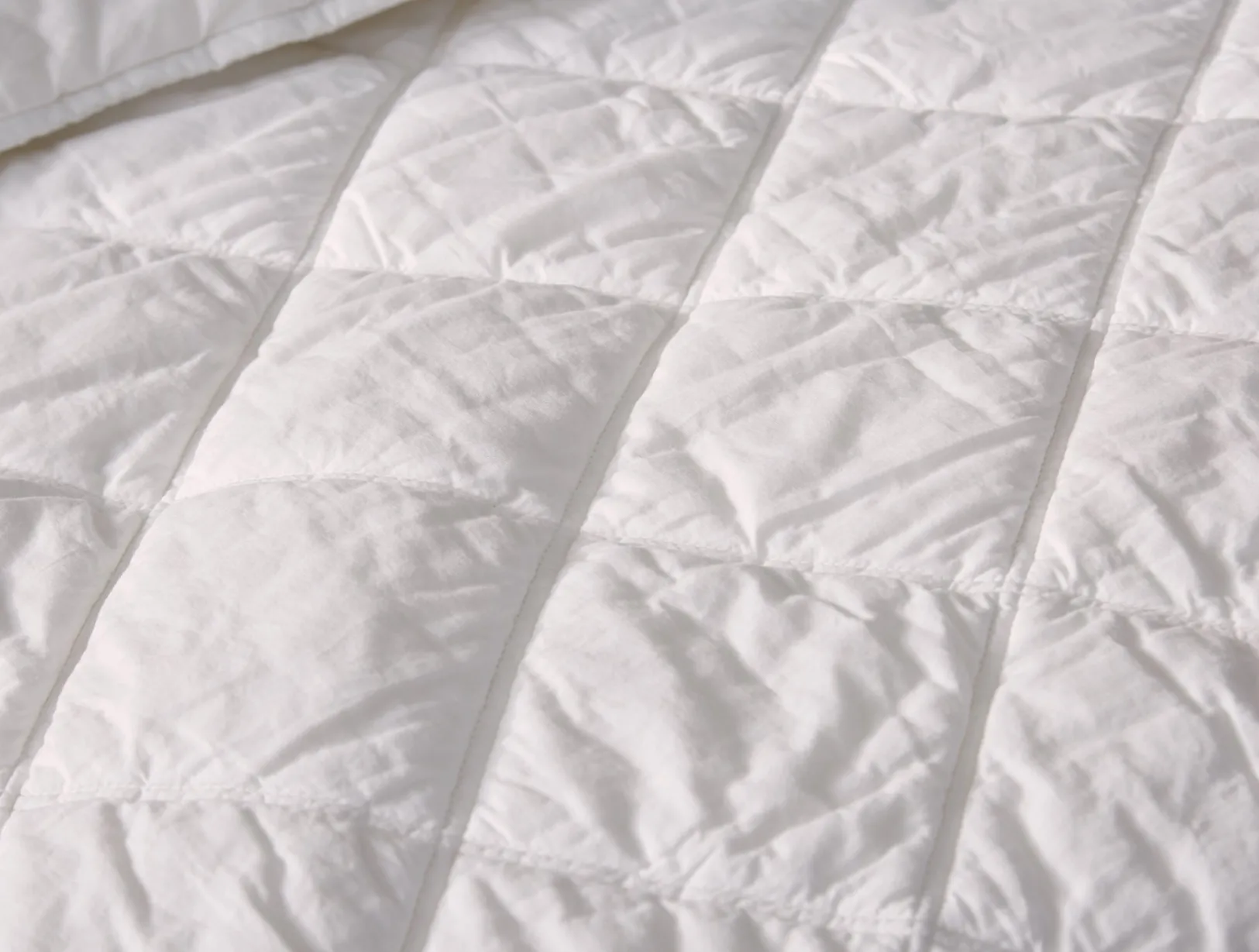 Hot Coyuchi Diamond-Stitched Organic Cotton Comforter