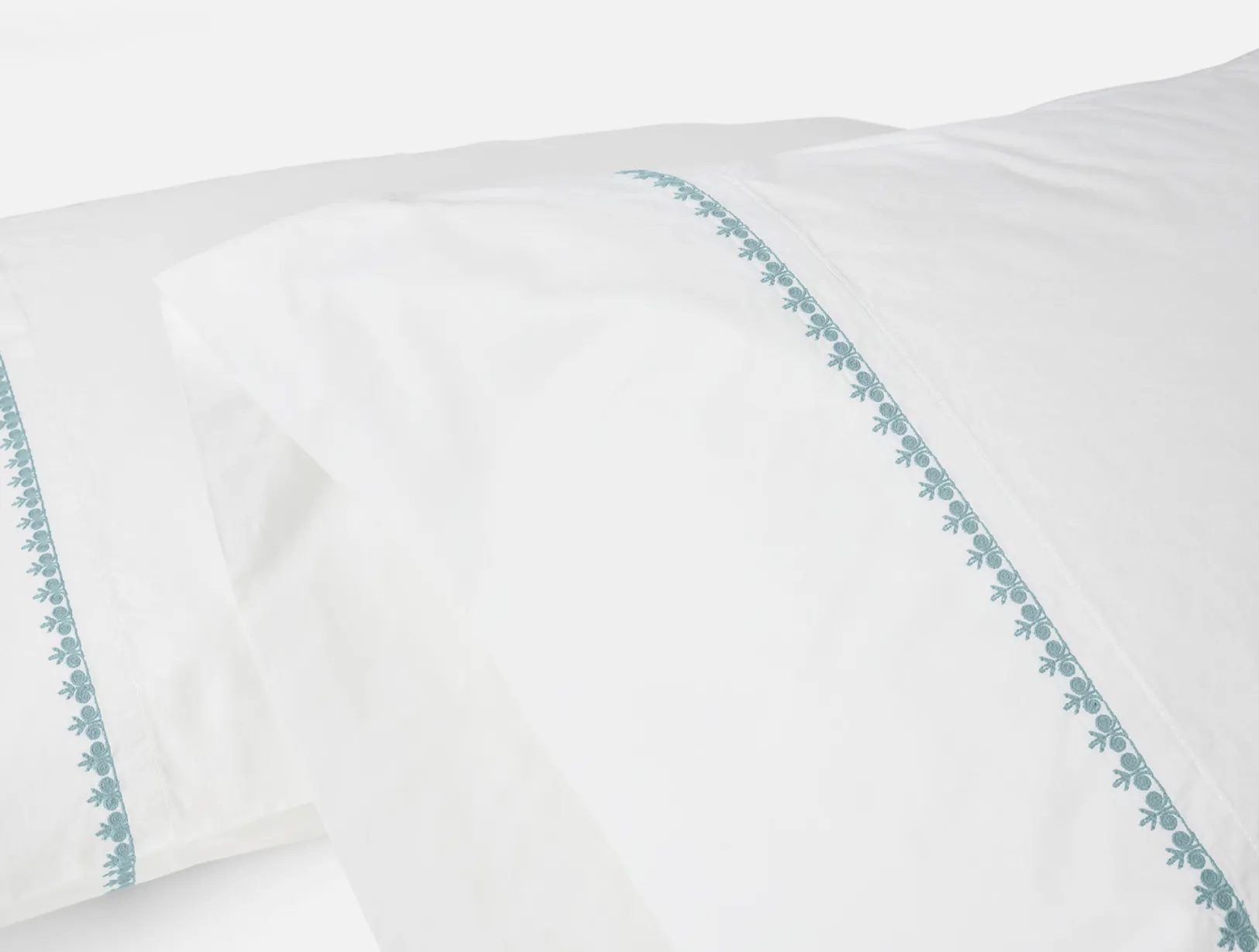 Fashion Coyuchi Floret Embroidered Organic Percale Pillowcases