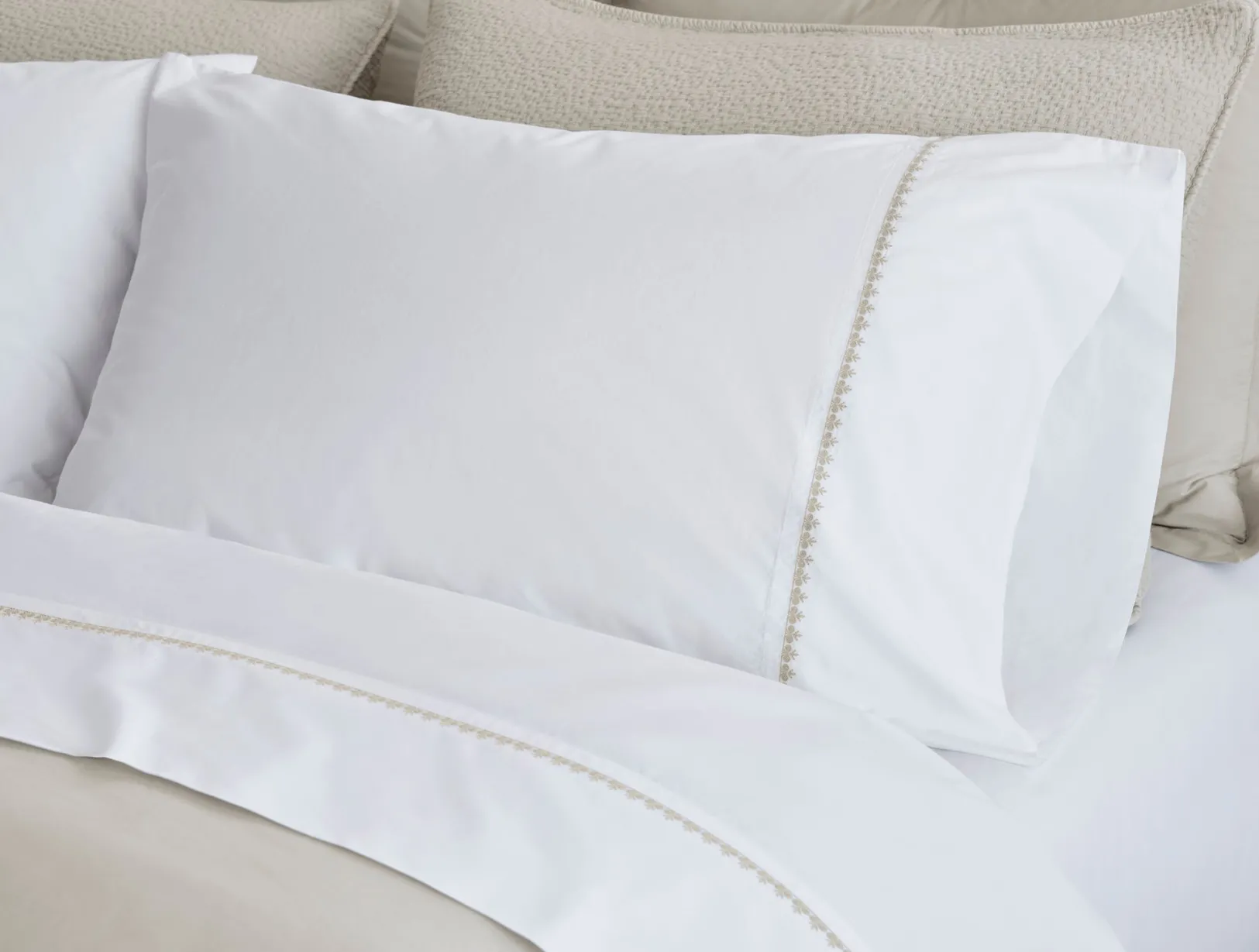 Fashion Coyuchi Floret Embroidered Organic Percale Pillowcases