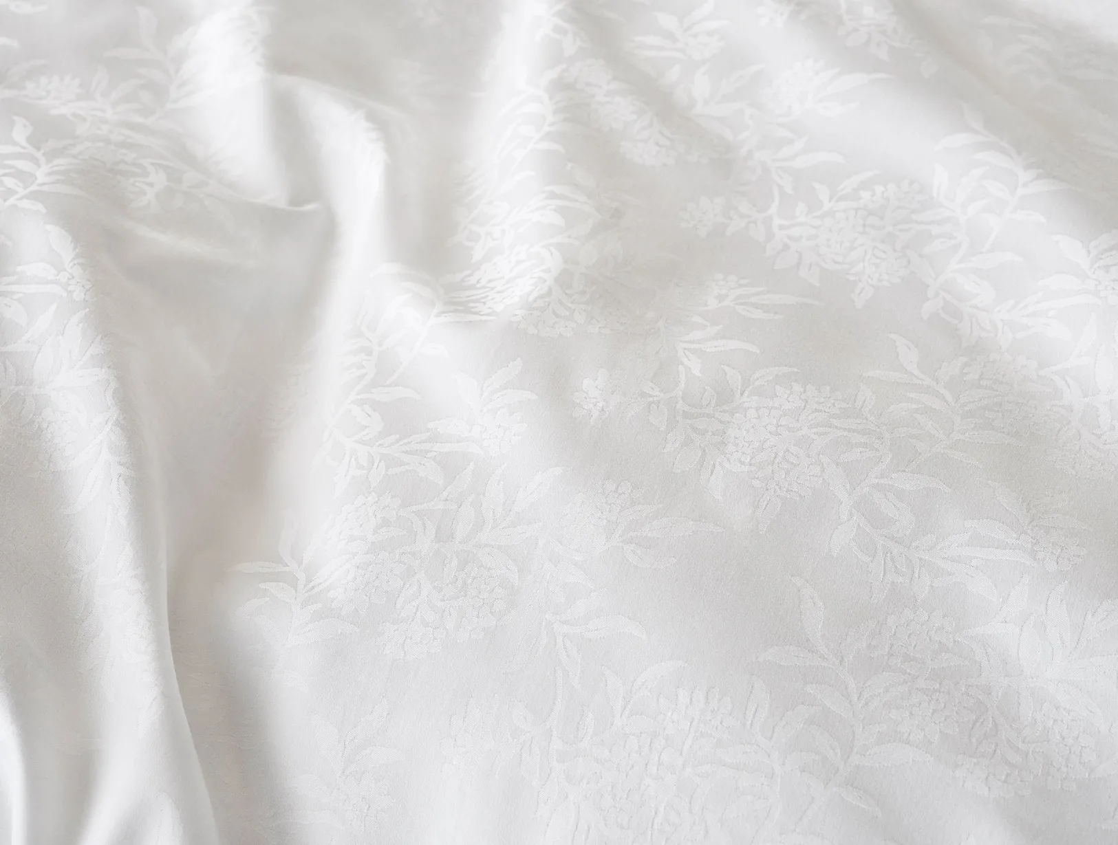 New Coyuchi Heirloom Organic Sateen Jacquard Sham Alpine White