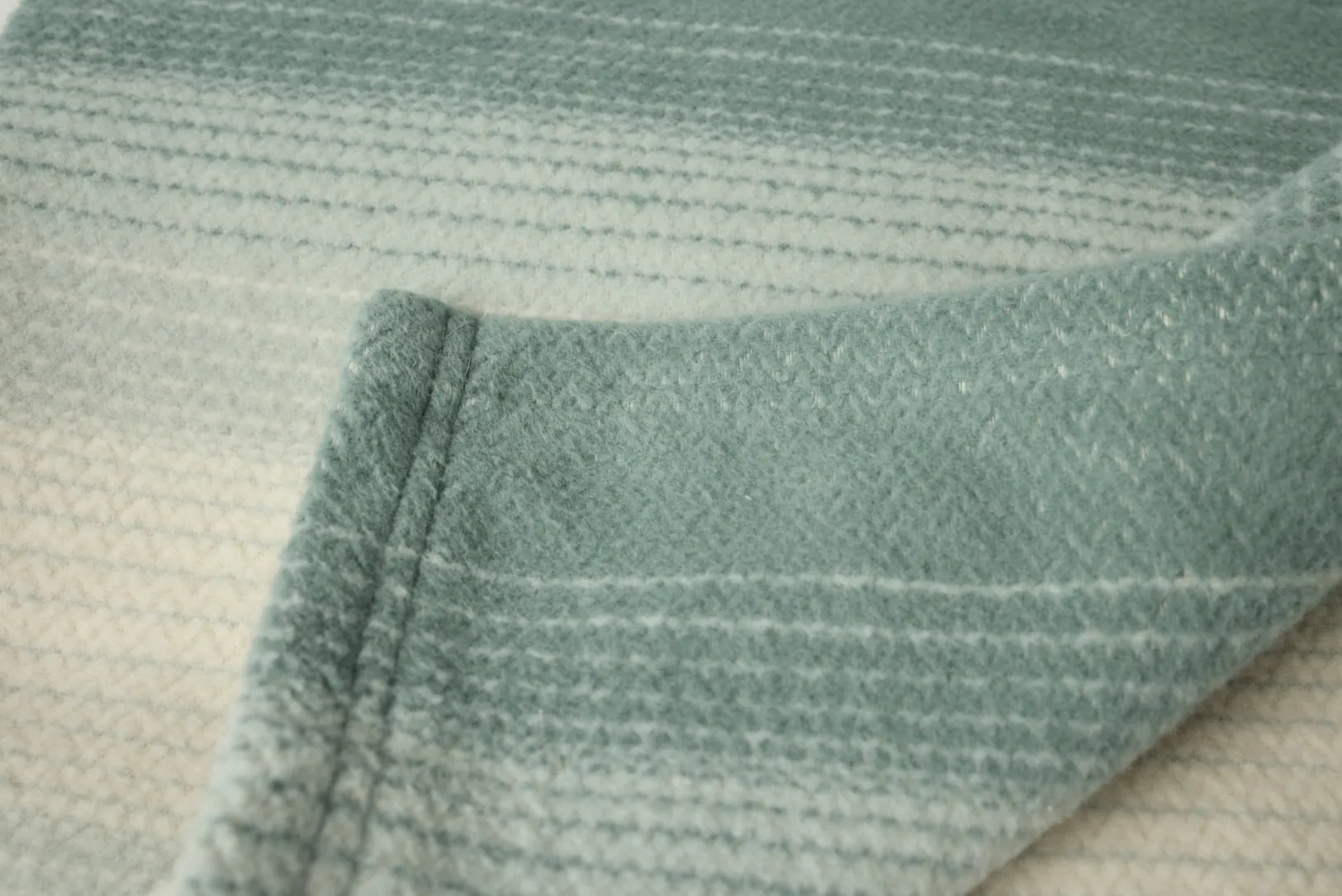 Outlet Coyuchi Horizon Supersoft Organic Throw