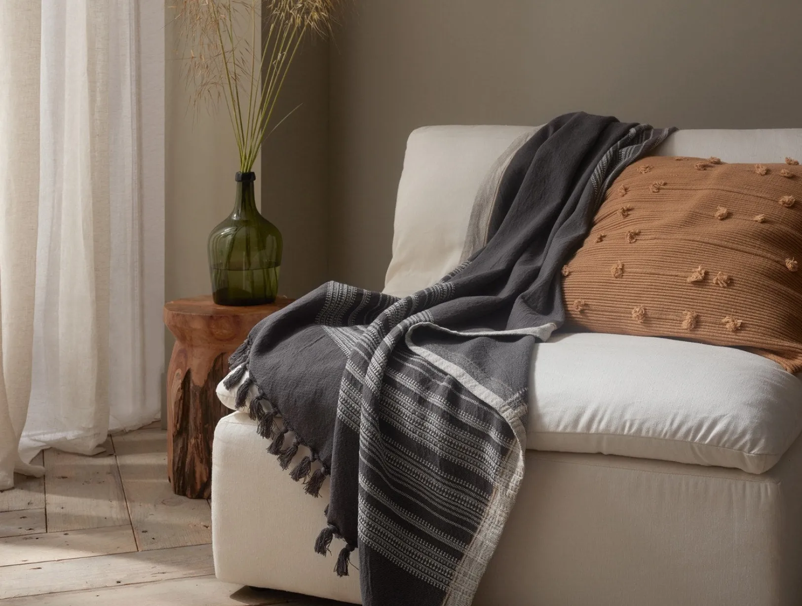 Hot Coyuchi Inyo Organic Dobby Throw Shadow