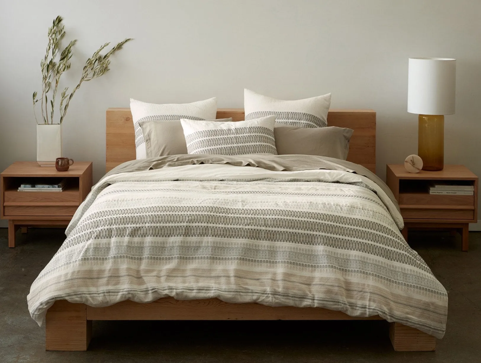 Sale Coyuchi Lost Coast Organic Duvet Cover Soft White w/Deep Graphite