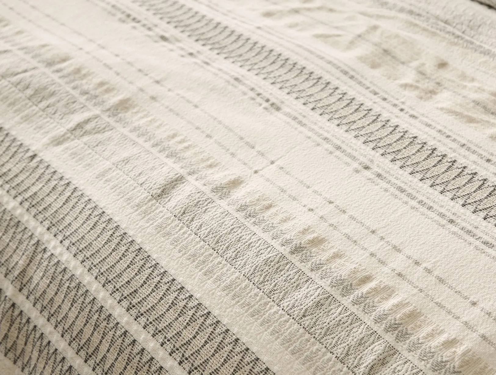 Sale Coyuchi Lost Coast Organic Duvet Cover Soft White w/Deep Graphite