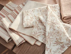 Sale Coyuchi Marguerite Organic Print Napkins, Set of 4