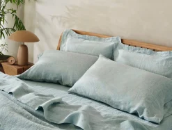 Hot Coyuchi Organic Relaxed Linen Sheet Set