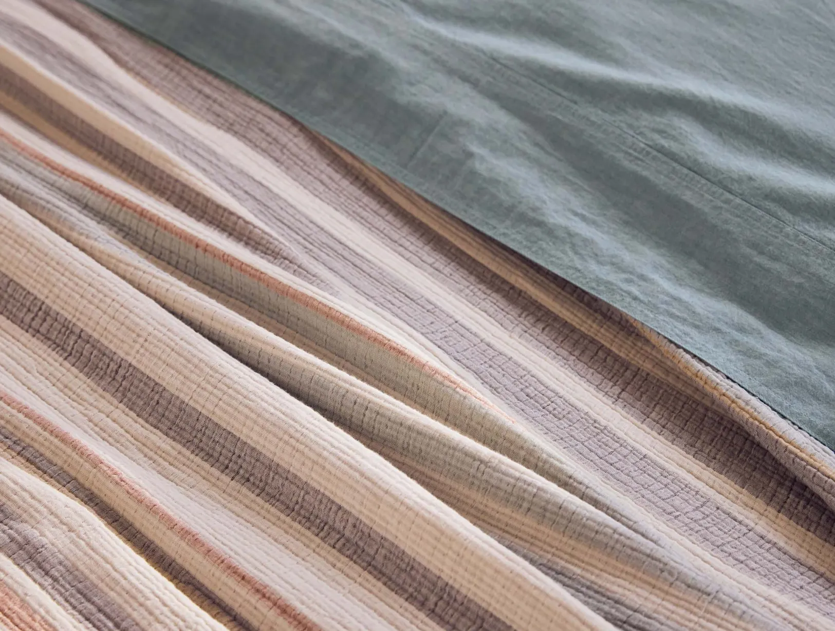 Clearance Coyuchi Topanga Organic Matelasse Throw
